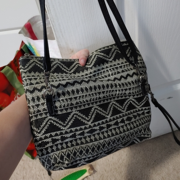 Black and white purse - Picture 4 of 4